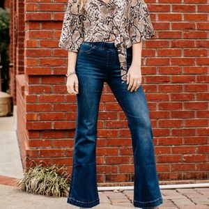 Elastic Waist Flare Jeans
